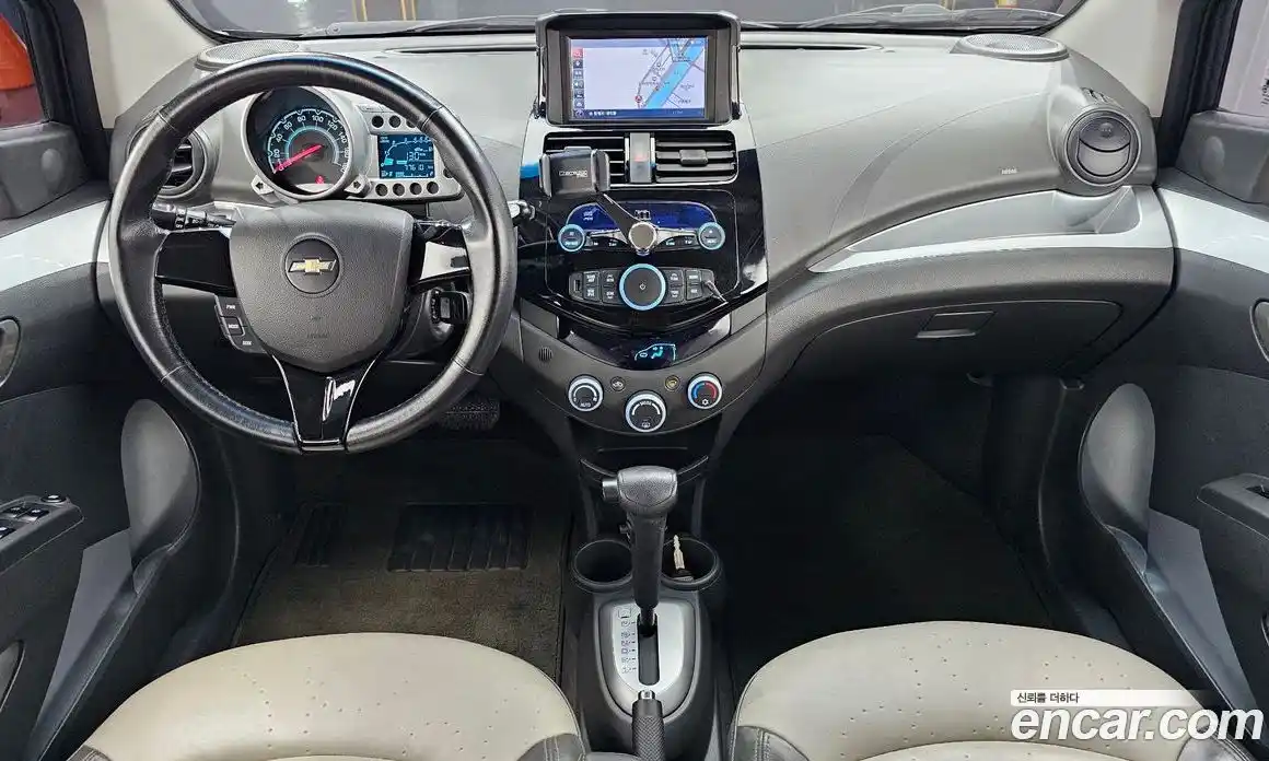 Chevrolet Spark 2011 1.0 автомат (гидро), фото 7