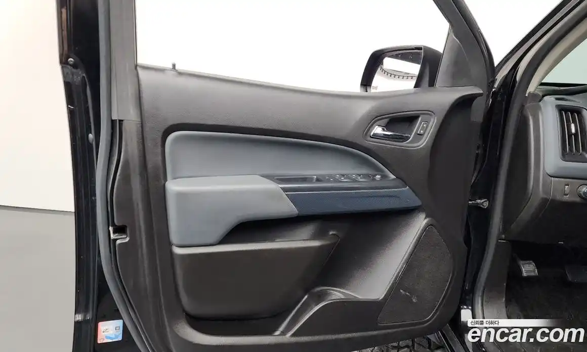 Chevrolet Colorado 2021 3.6 автомат (гидро), фото 14