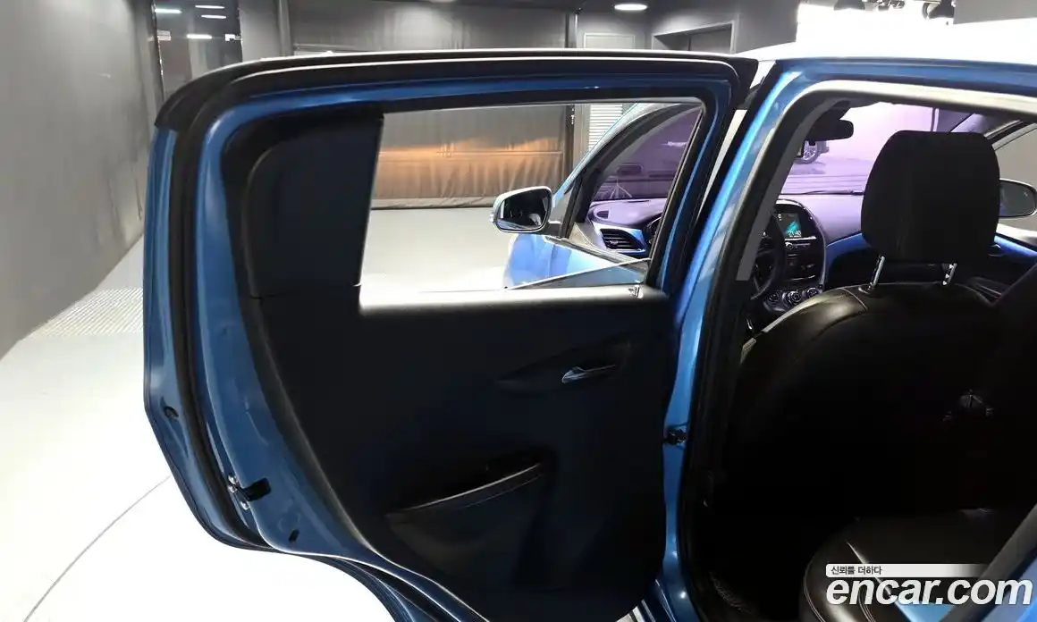 Chevrolet Spark 2015 1.0 автомат (гидро), фото 15