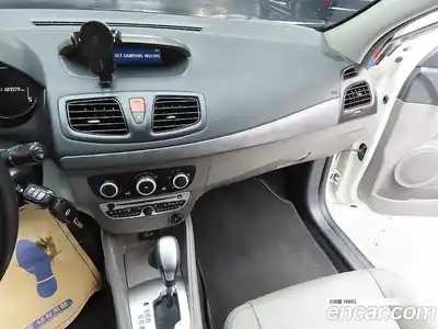 Renault SM3 2011 1.6 гидро, миниатюра 7