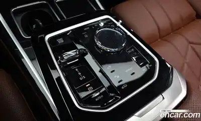 BMW 7 серия 2025 3.0 автомат (гидро), миниатюра 12