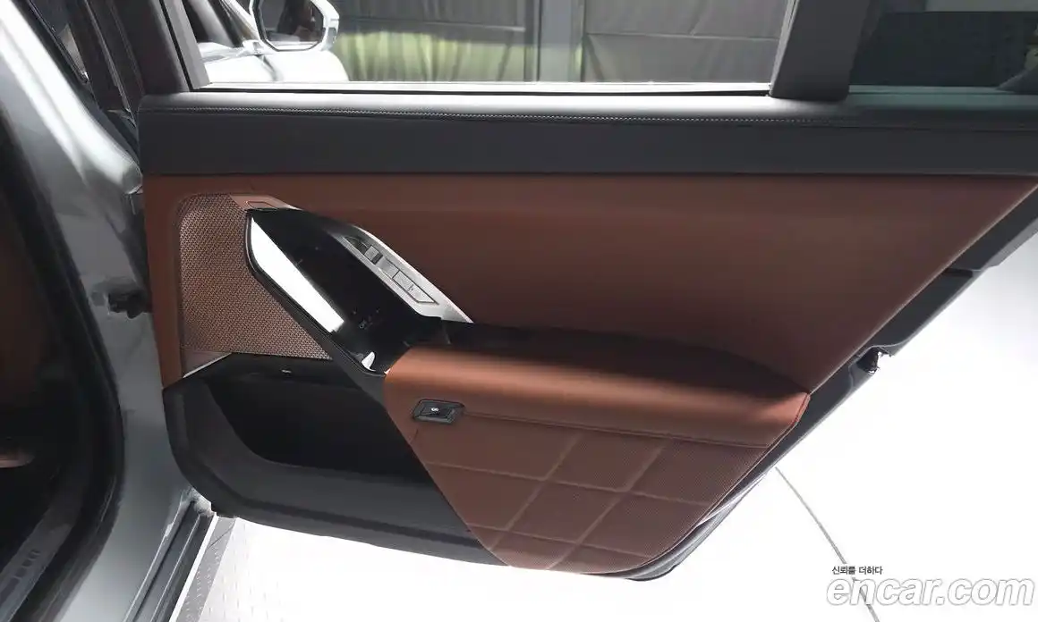 BMW 7 серия 2025 3.0 автомат (гидро), фото 15