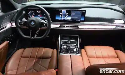 BMW 7 серия 2025 3.0 автомат (гидро), миниатюра 10
