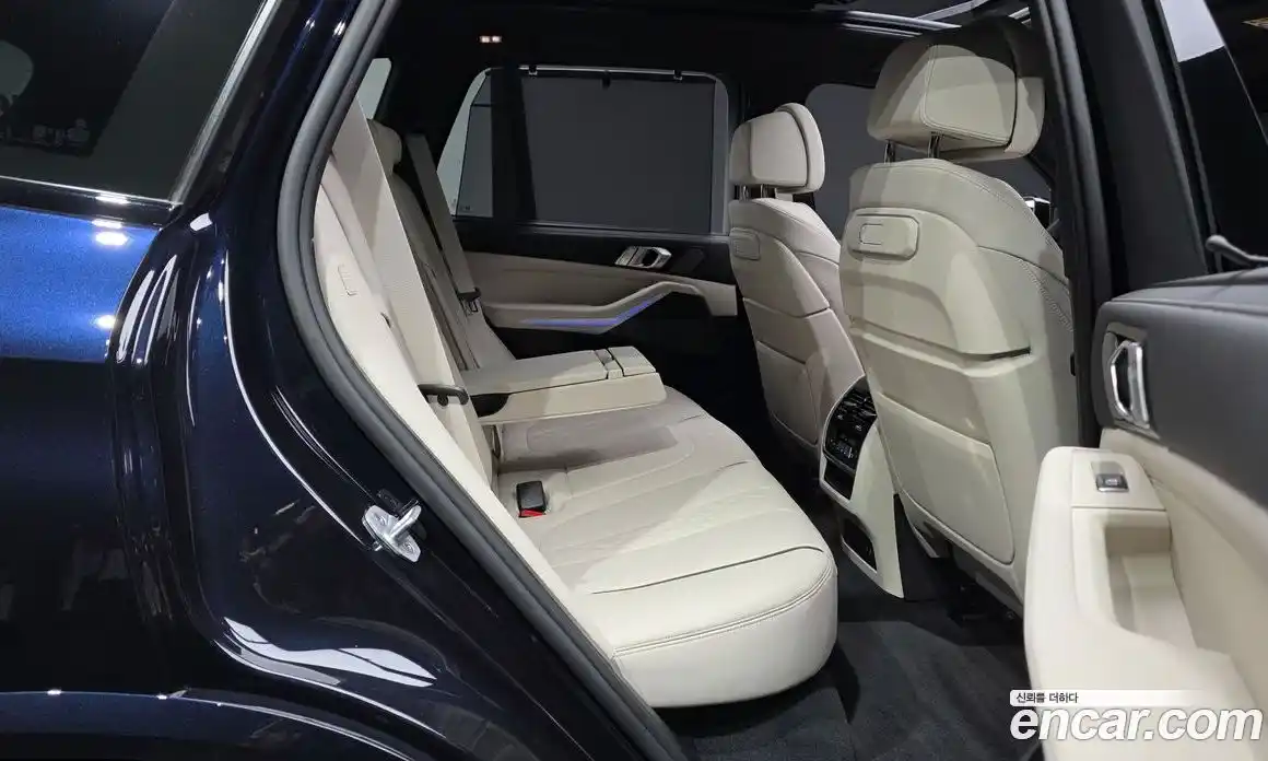 BMW X5 2025 3.0 автомат (гидро), фото 12