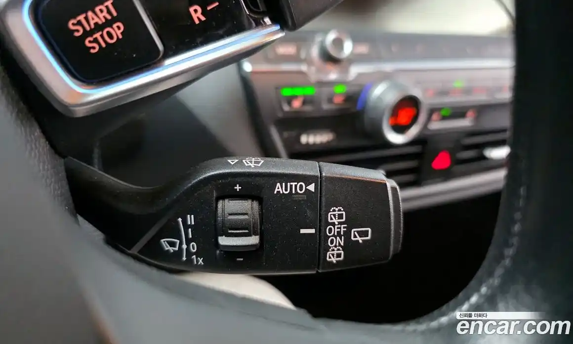 BMW i3 2015 автомат (гидро), фото 17