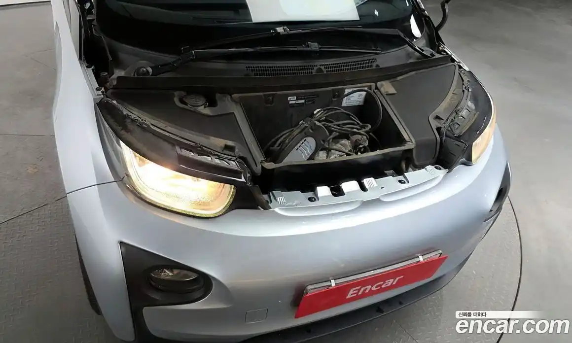 BMW i3 2015 автомат (гидро), фото 6