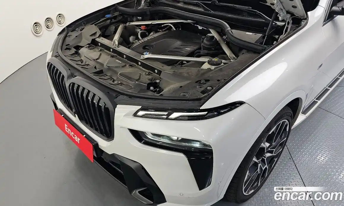 BMW X7 2022 3.0 автомат (гидро), фото 6