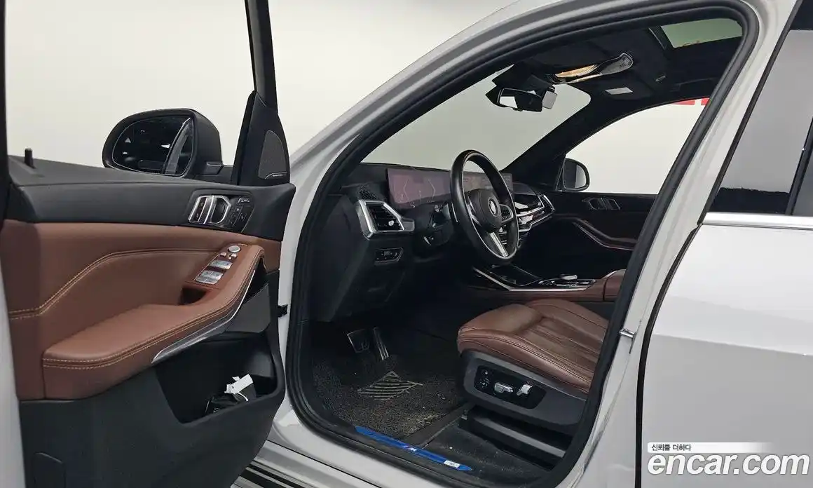 BMW X7 2022 3.0 автомат (гидро), фото 10
