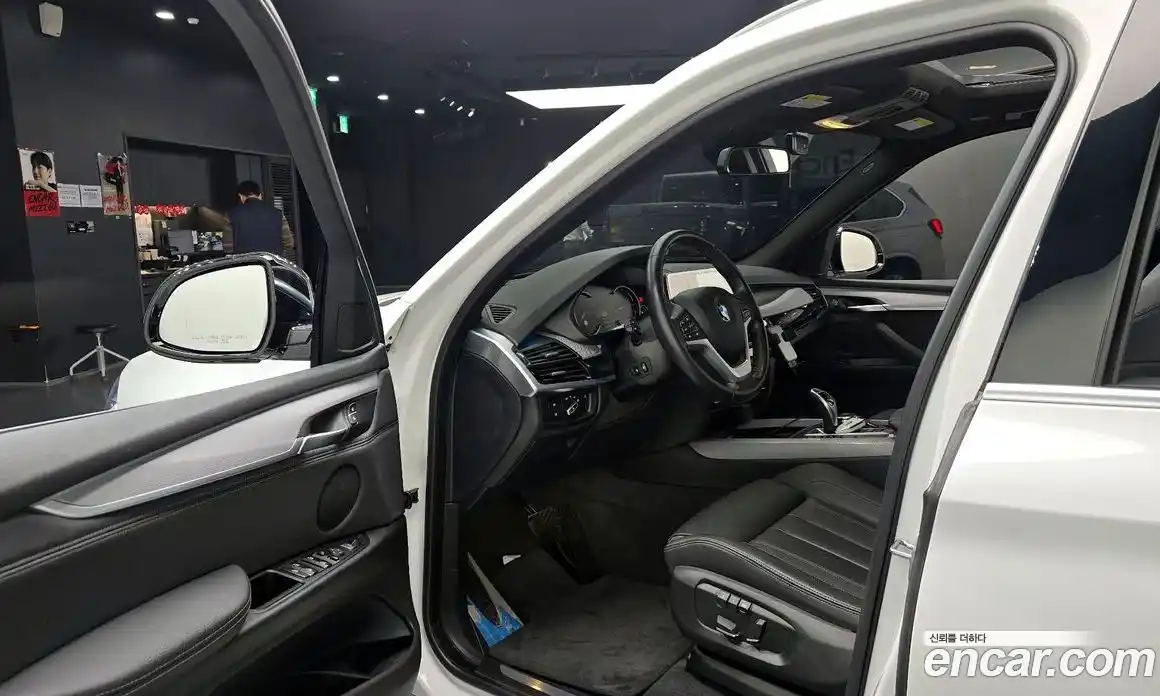 BMW X5 2018 3.0 автомат (гидро), фото 13