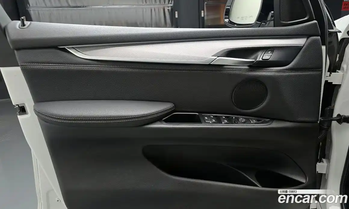 BMW X5 2018 3.0 автомат (гидро), фото 14
