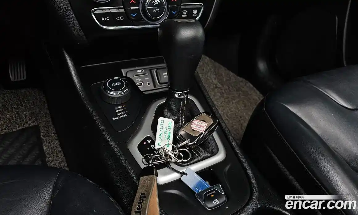 Jeep Cherokee 2017 2.4 автомат (гидро), фото 12