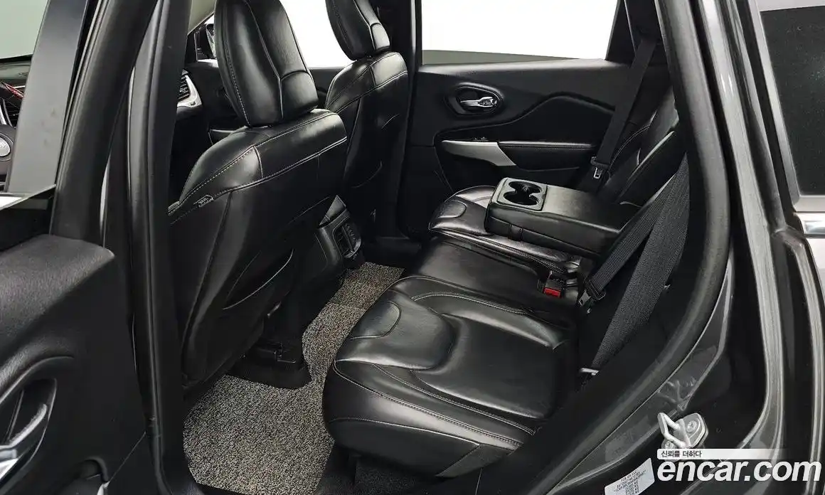 Jeep Cherokee 2017 2.4 автомат (гидро), фото 17