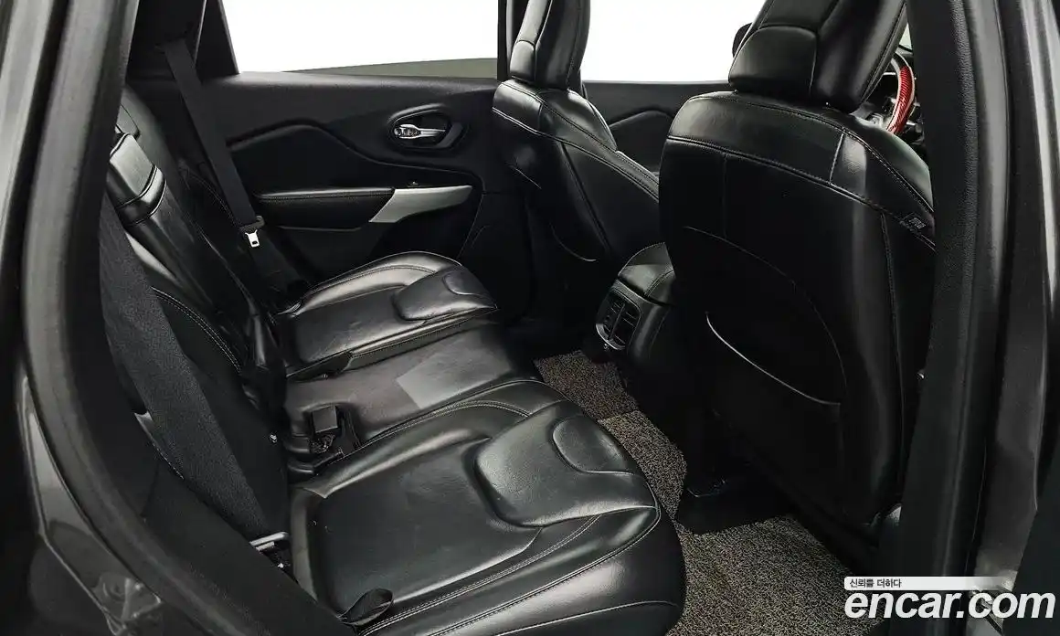 Jeep Cherokee 2017 2.4 автомат (гидро), фото 18