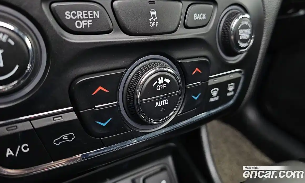 Jeep Cherokee 2017 2.4 автомат (гидро), фото 27