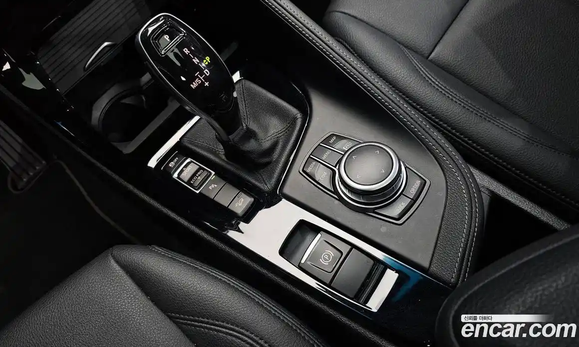 BMW X1 2022 2.0 автомат (гидро), фото 11