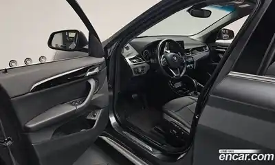BMW X1 2022 2.0 автомат (гидро), миниатюра 12