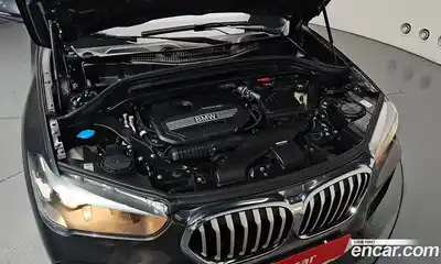 BMW X1 2022 2.0 автомат (гидро), миниатюра 5