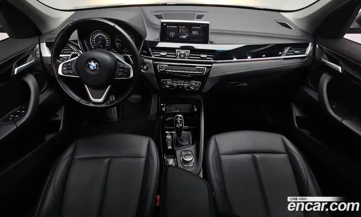 BMW X1 2022 2.0 автомат (гидро), фото 9