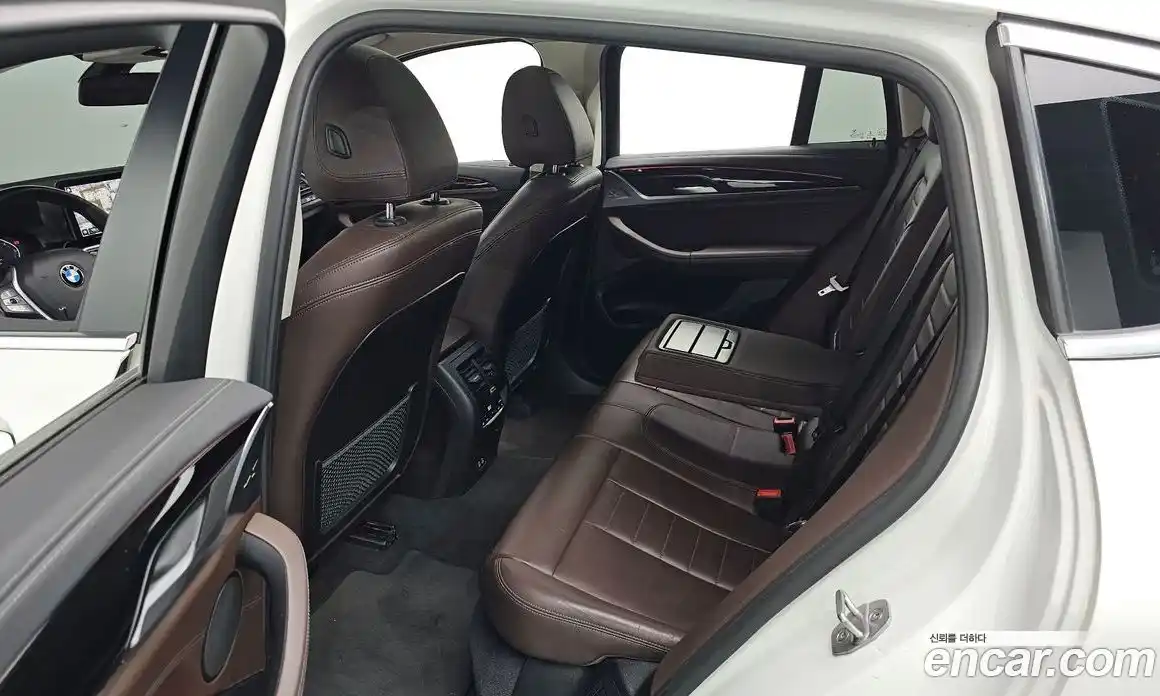 BMW X4 2022 2.0 автомат (гидро), фото 16