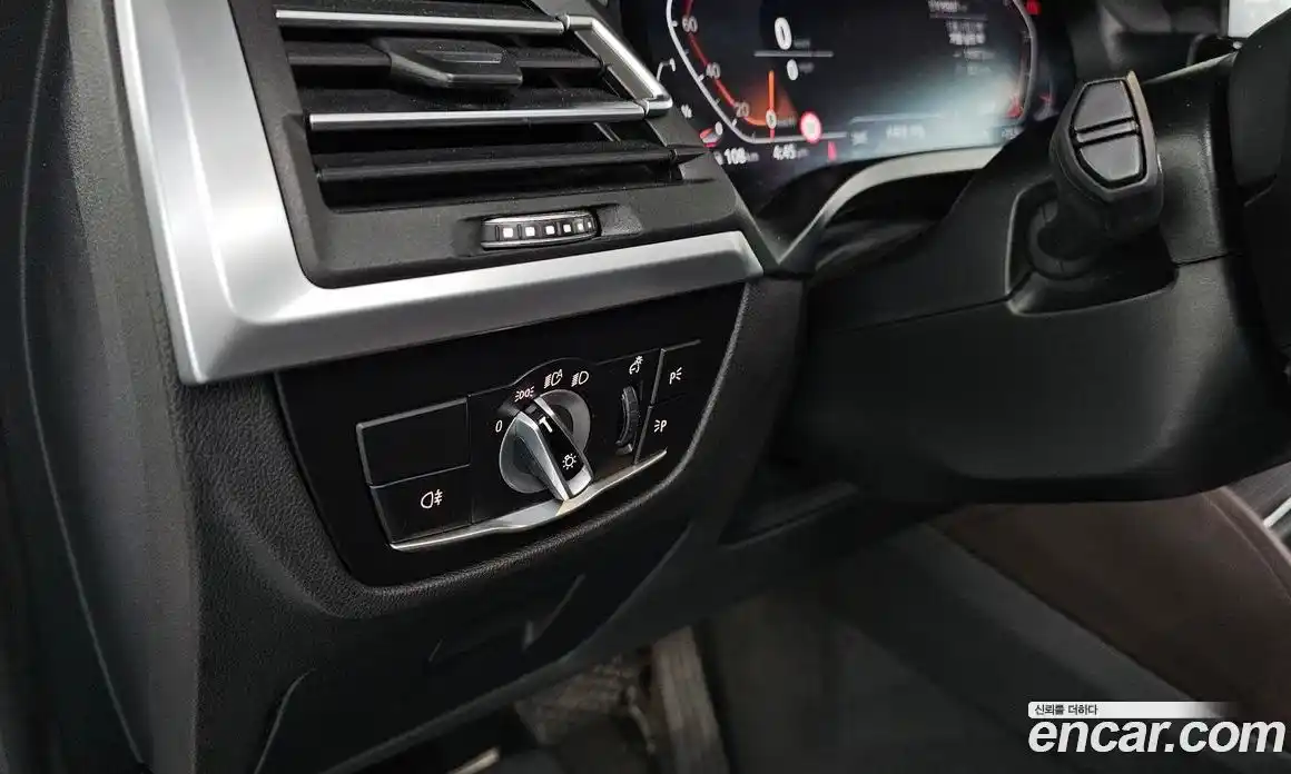 BMW X4 2022 2.0 автомат (гидро), фото 27