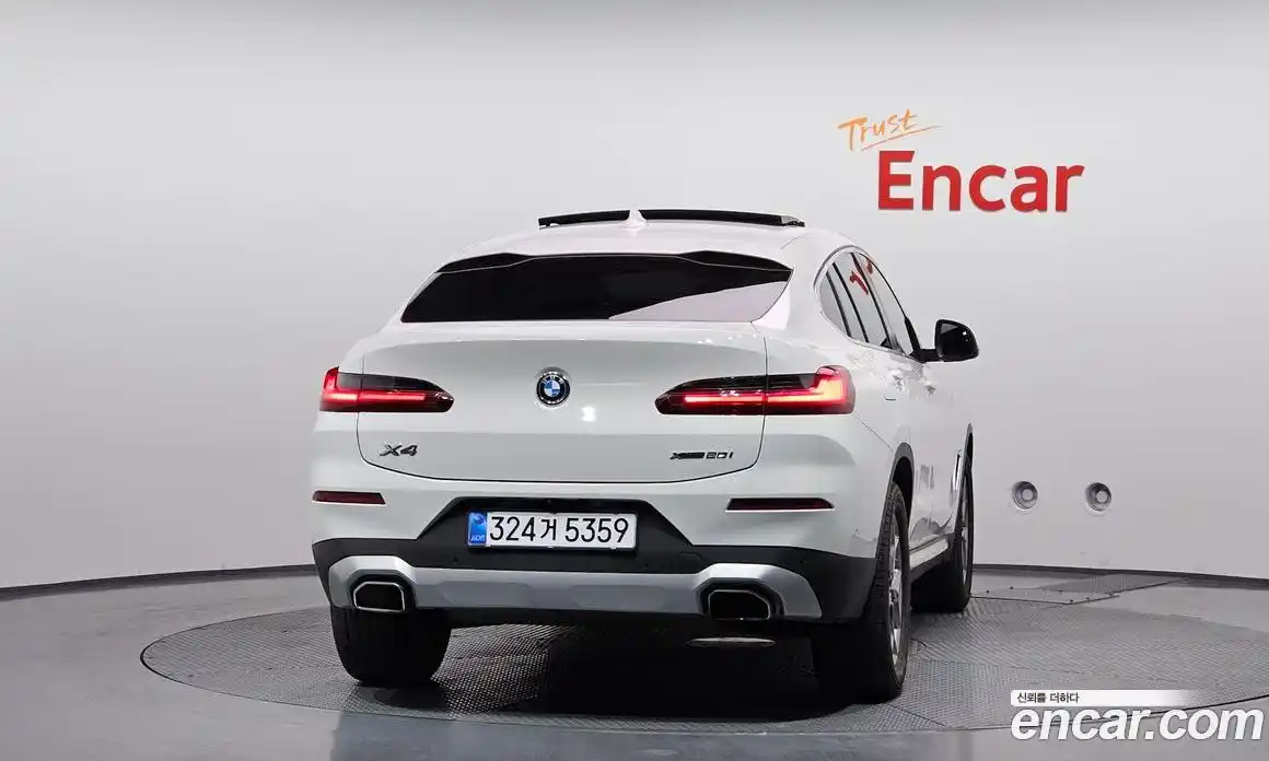 BMW X4 2022 2.0 автомат (гидро), фото 4