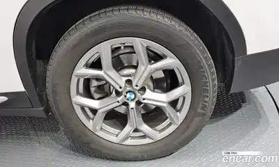 BMW X4 2022 2.0 автомат (гидро), миниатюра 7