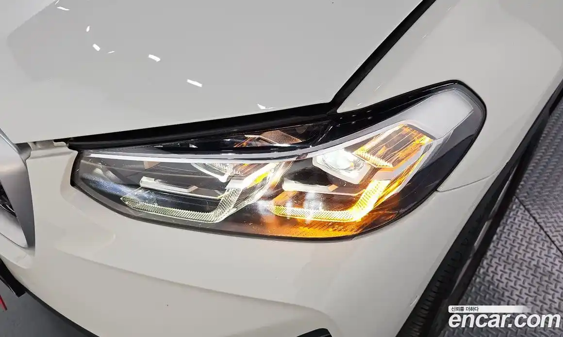 BMW X4 2022 2.0 автомат (гидро), фото 8