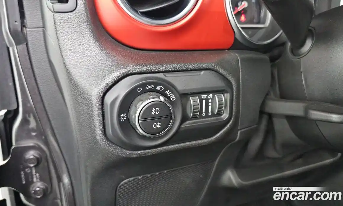 Jeep Wrangler 2021 2.0 автомат (гидро), фото 16