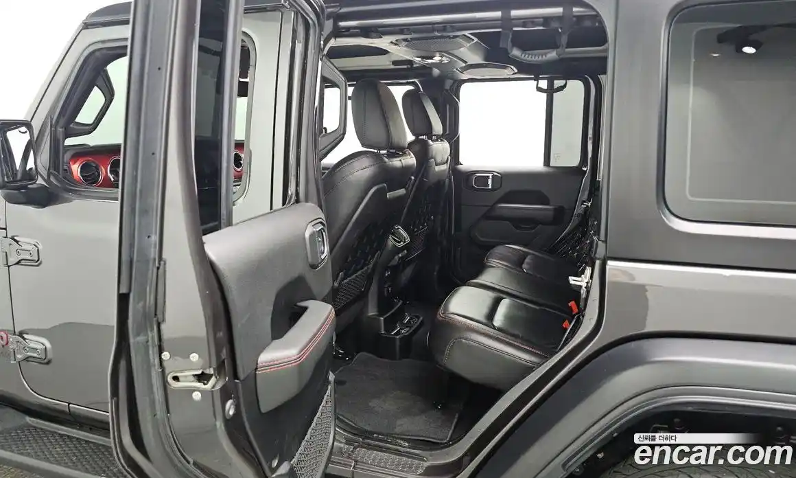 Jeep Wrangler 2021 2.0 автомат (гидро), фото 19