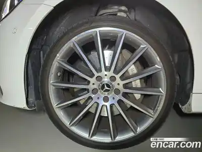 Mercedes-Benz E-Class 2022 3.0 гидро, миниатюра 5 Mercedes-Benz E-Class 2022 3.0 гидро, миниатюра 5