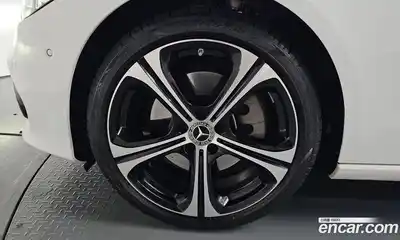 Mercedes-Benz C-Class 2023 2.0 гидро, миниатюра 4 Mercedes-Benz C-Class 2023 2.0 гидро, миниатюра 4