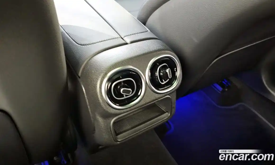 Mercedes-Benz GLC-Class 2025 2.0 гидро, фото 30 Mercedes-Benz GLC-Class 2025 2.0 гидро, фото 30