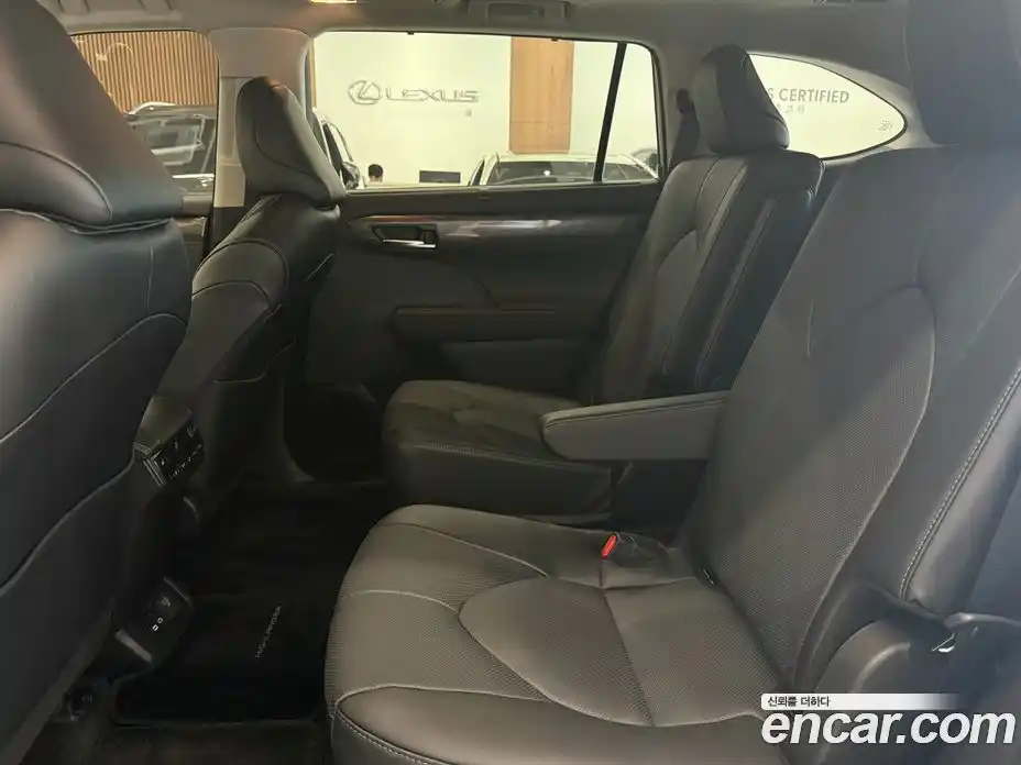 Toyota Highlander 2025 2.5 вариатор, фото 13