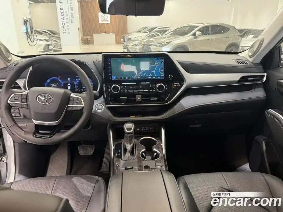 Toyota Highlander 2025 2.5 вариатор, фото 7