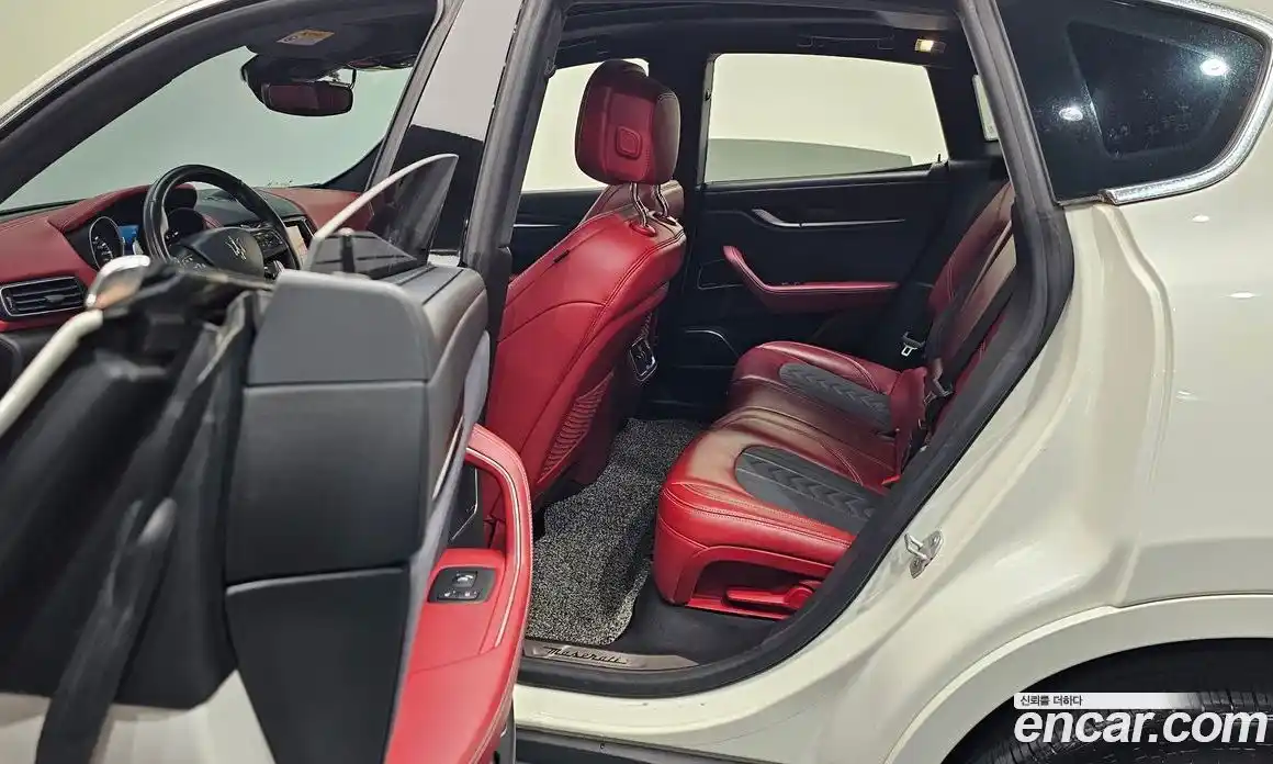 Maserati Levante 2019 3.0 гидро, фото 16