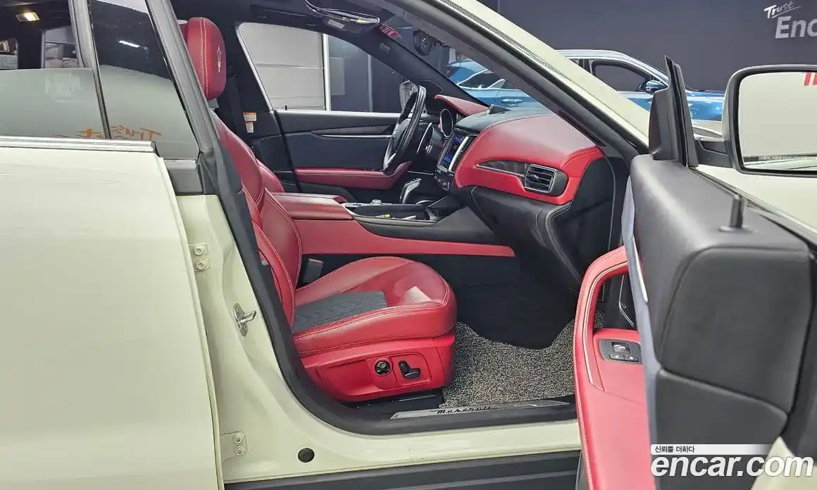 Maserati Levante 2019 3.0 гидро, фото 17