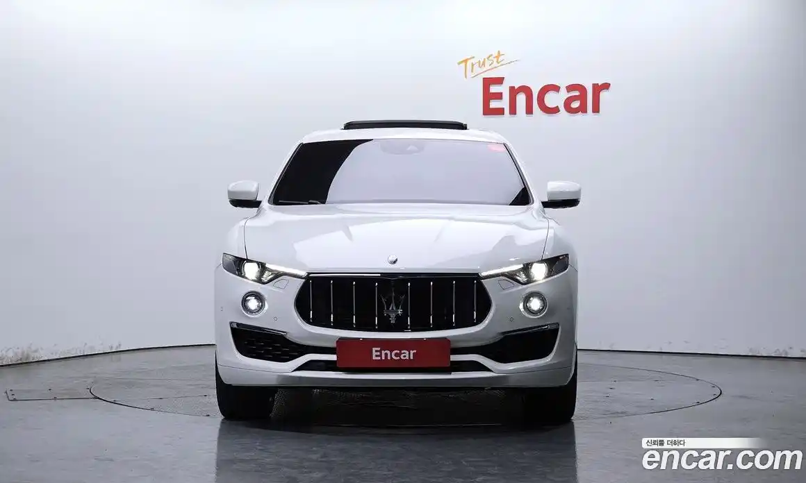 Maserati Levante 2019 3.0 гидро, фото 3
