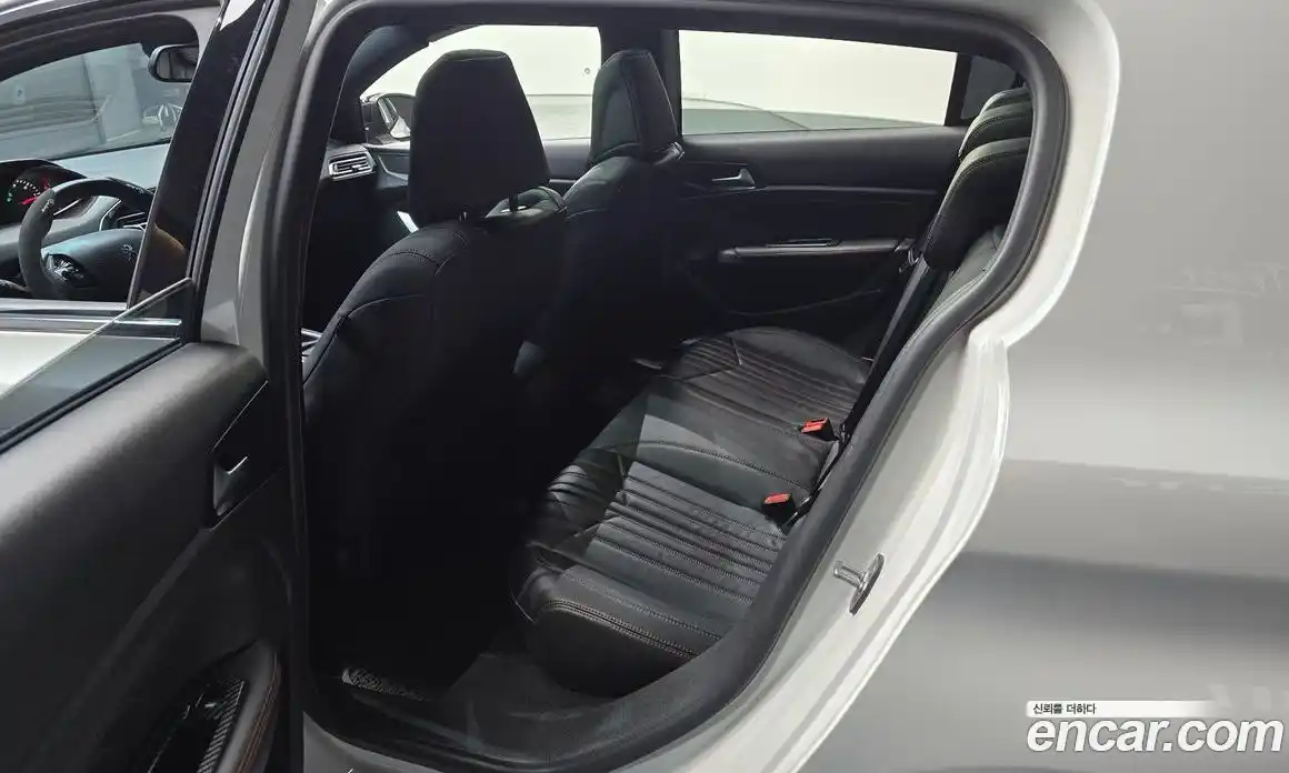 Peugeot 308 2017 1.6 автомат (гидро), фото 11