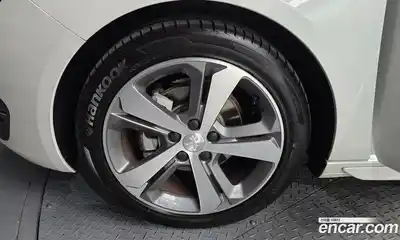 Peugeot 308 2017 1.6 автомат (гидро), миниатюра 5