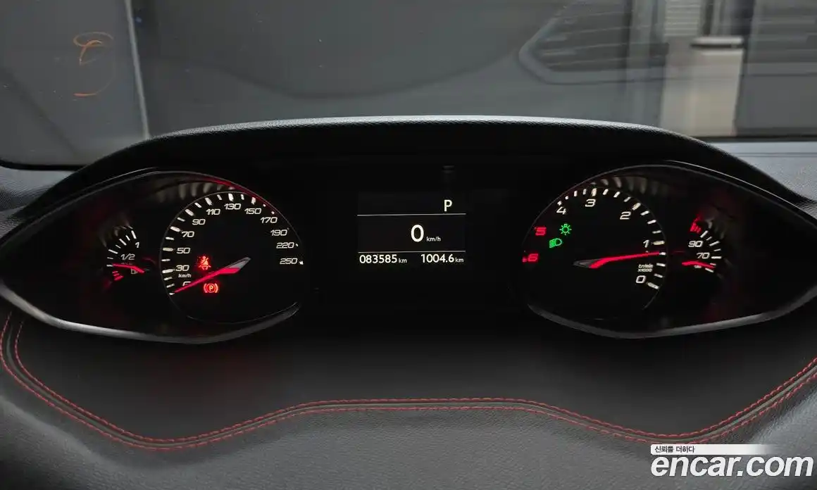 Peugeot 308 2017 1.6 автомат (гидро), фото 8