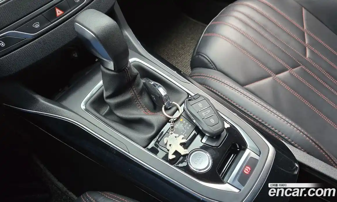 Peugeot 308 2017 1.6 автомат (гидро), фото 9