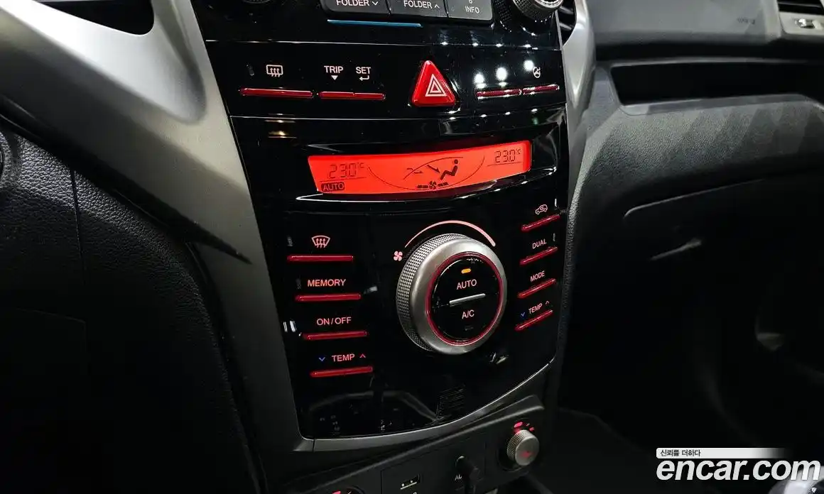 SsangYong TIBOLI 2015 1.6 автомат (гидро), фото 17