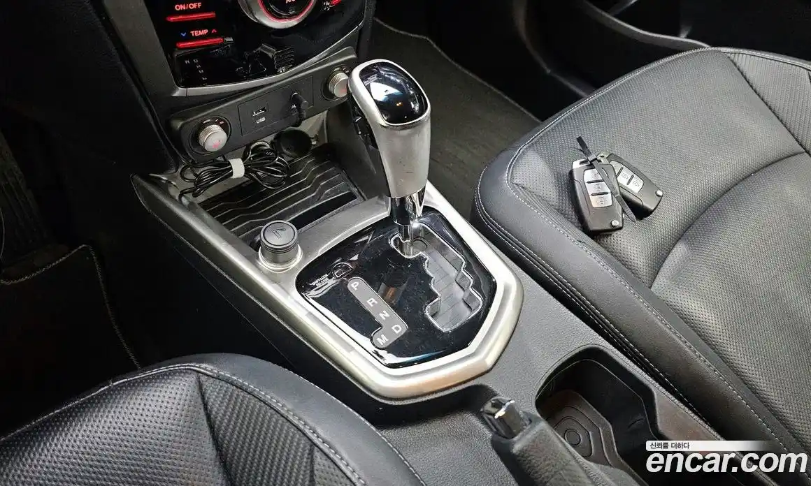 SsangYong TIBOLI 2015 1.6 автомат (гидро), фото 9