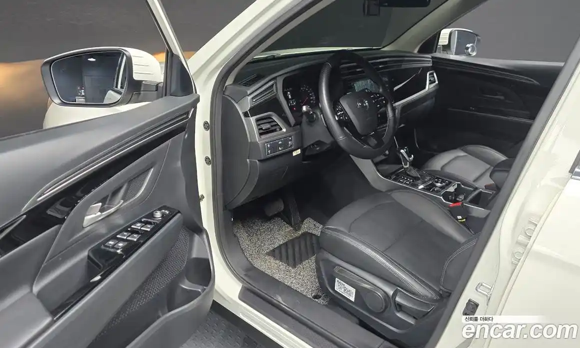 SsangYong Korando 2020 1.5 автомат (гидро), фото 11