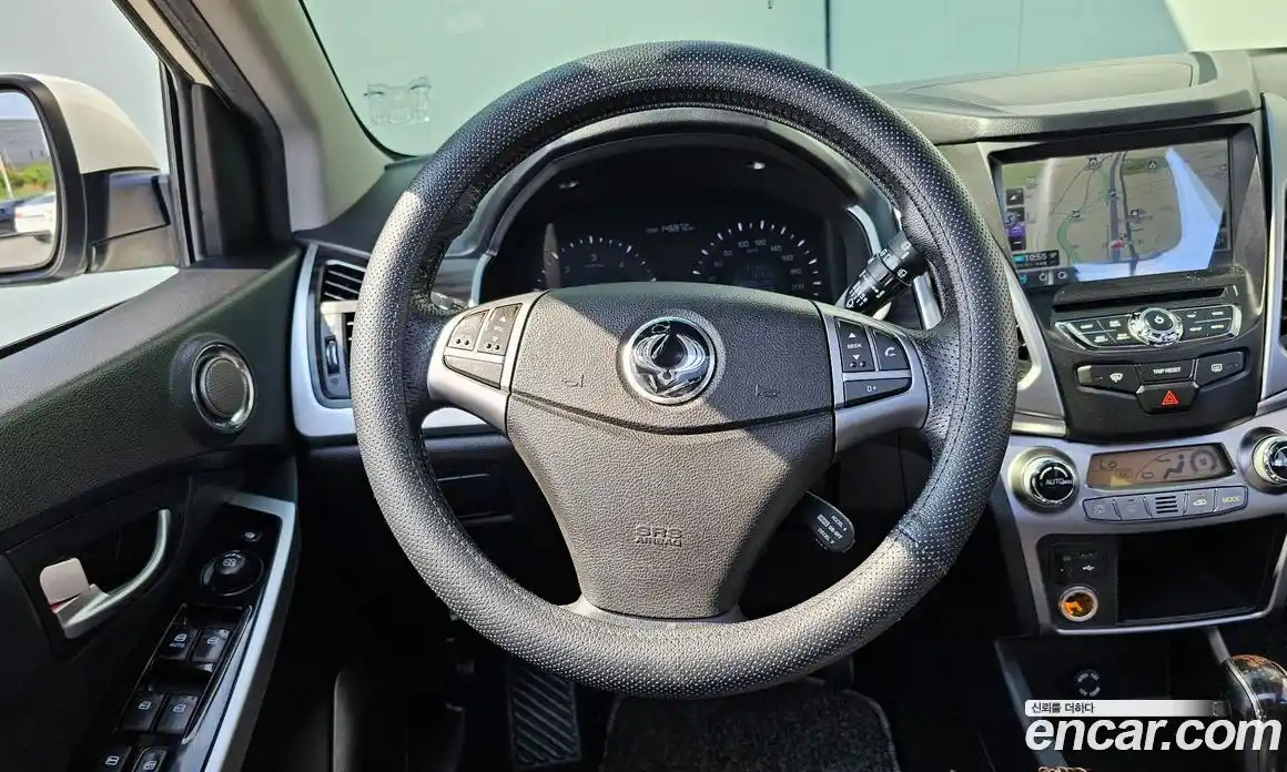 SsangYong Korando 2014 2.0 автомат (гидро), фото 13