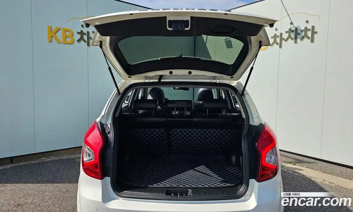 SsangYong Korando 2014 2.0 автомат (гидро), фото 20