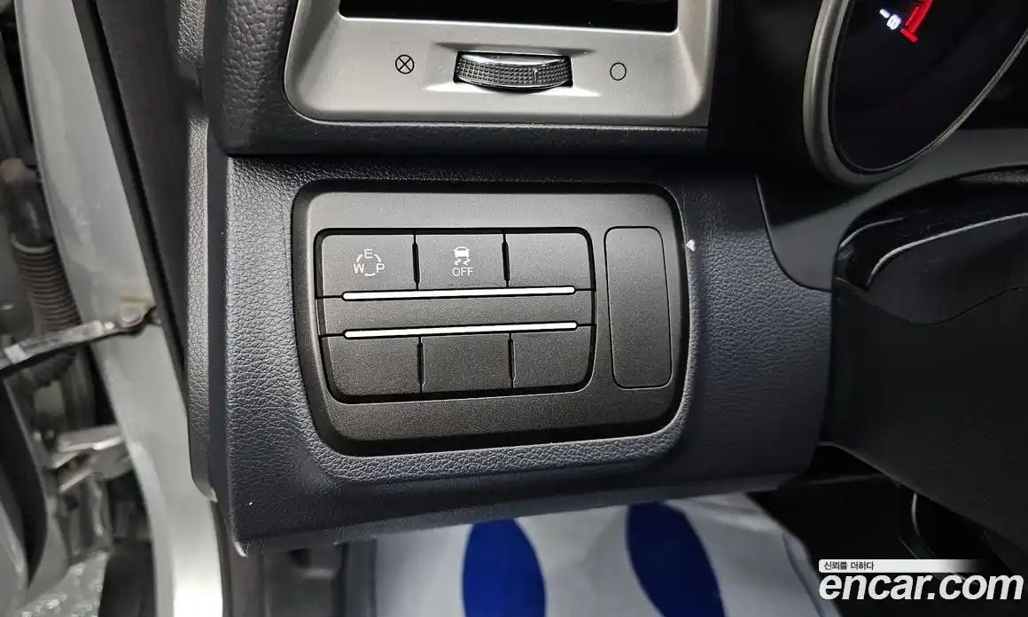 SsangYong TIBOLI 2016 1.6 автомат (гидро), фото 15