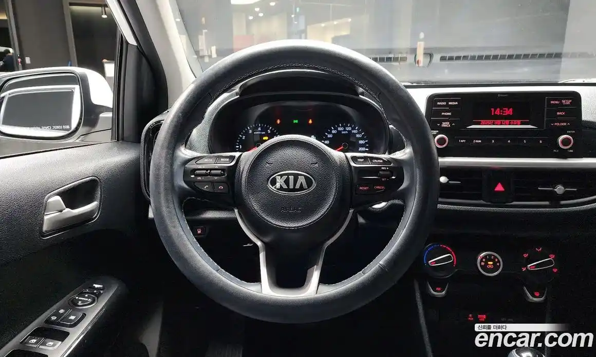 Kia Morning 2018 1.0 автомат (гидро), фото 14