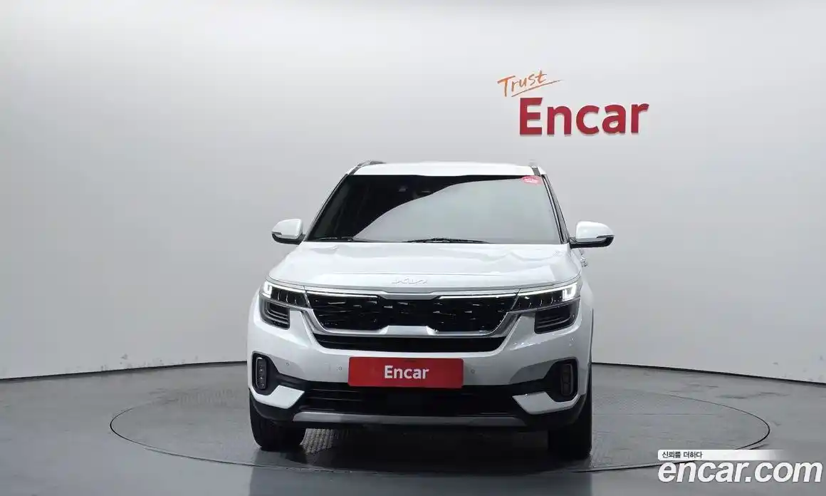 Kia Seltos 2021 1.6 автомат (гидро), фото 3