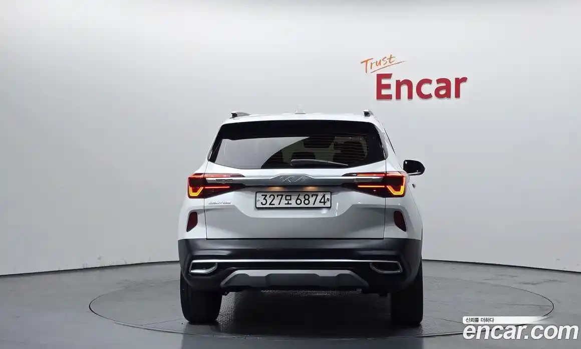 Kia Seltos 2021 1.6 автомат (гидро), фото 4